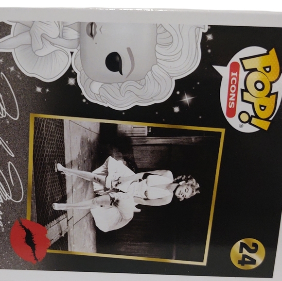 Funko Pop Marilyn Monroe #24 black and white collectible vinyl figure - Picture 4 of 4